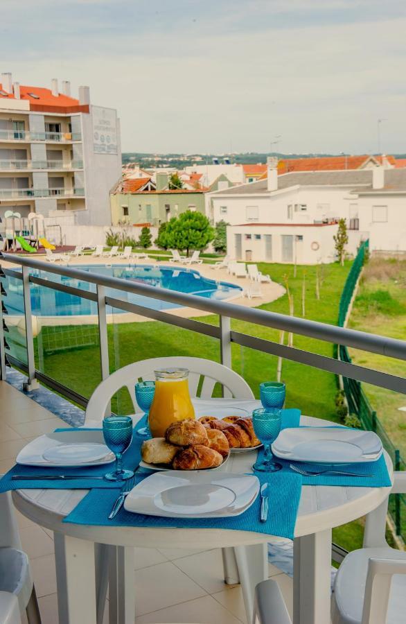 Alojamentos Campo & Mar-T2 Com Piscina Sao Martinho do Porto Εξωτερικό φωτογραφία