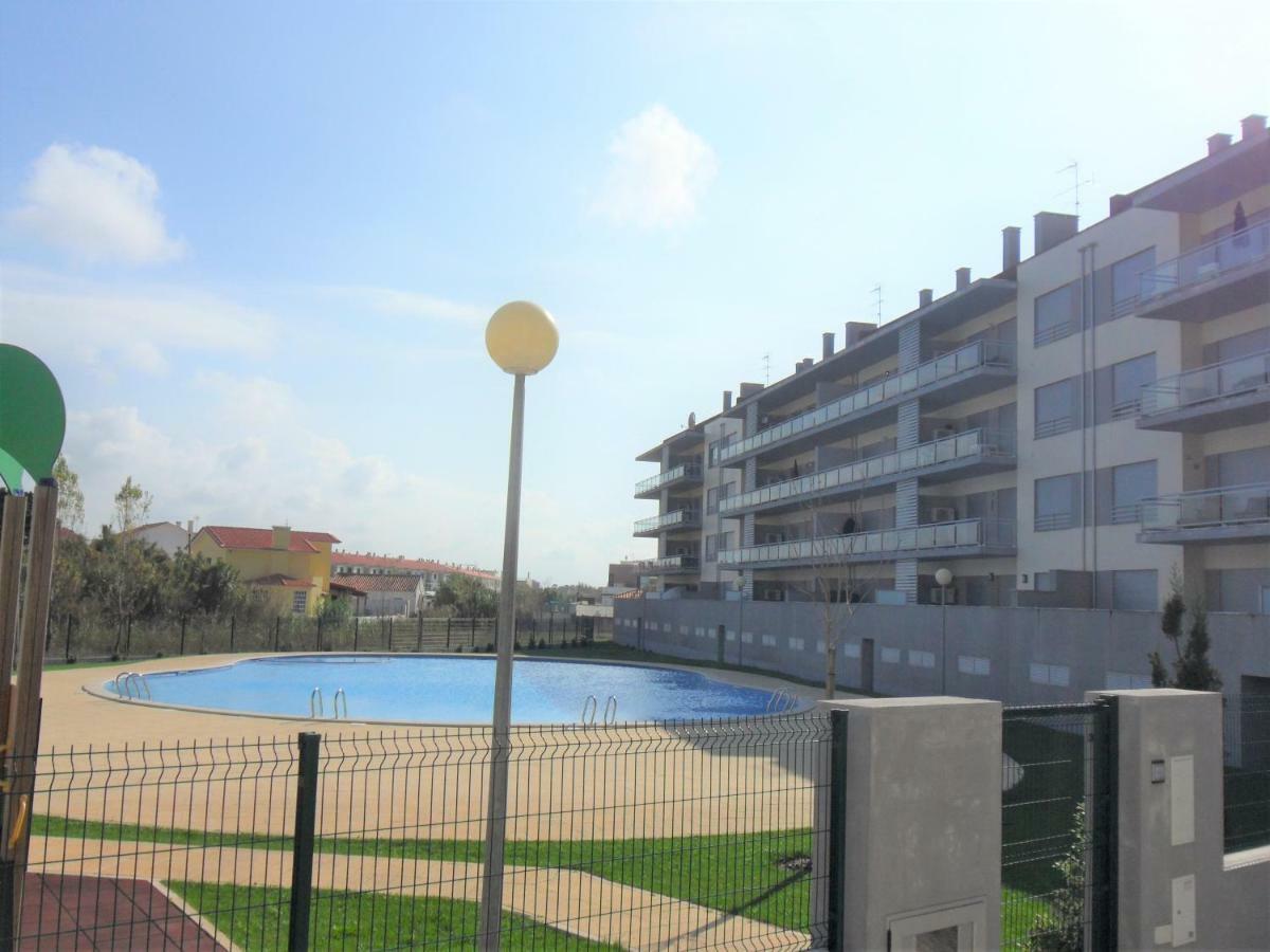 Alojamentos Campo & Mar-T2 Com Piscina Sao Martinho do Porto Εξωτερικό φωτογραφία